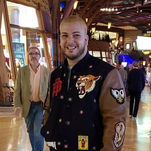 Meet your Posher, Christian - Picture 1 of 1